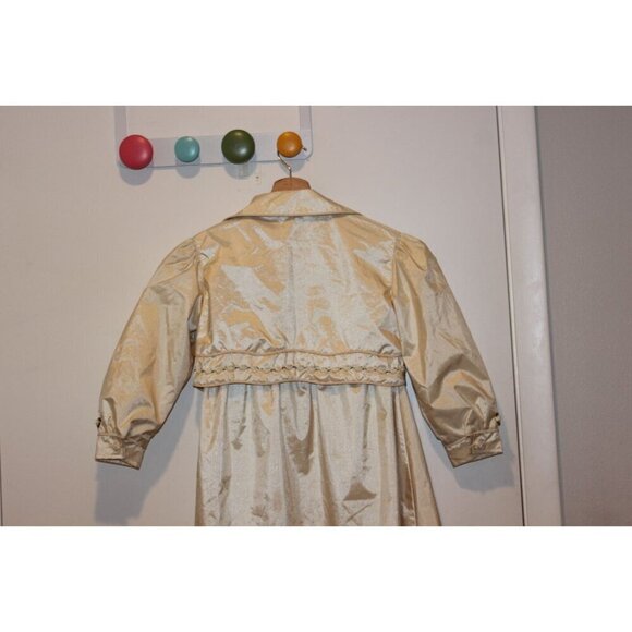Vintage .W. Fisher I Girls 6x ivory Satin Dress Coat With Puff Sleeves & Ruffled - Picture 4 of 10